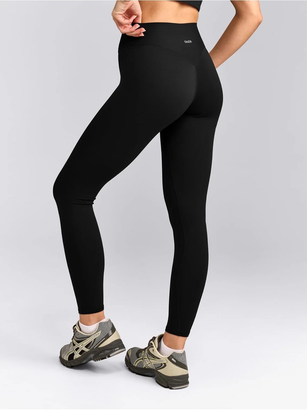 ONER SOFTMOTION™ HIGH WAISTED LEGGINGS WITH GRAY LOGO